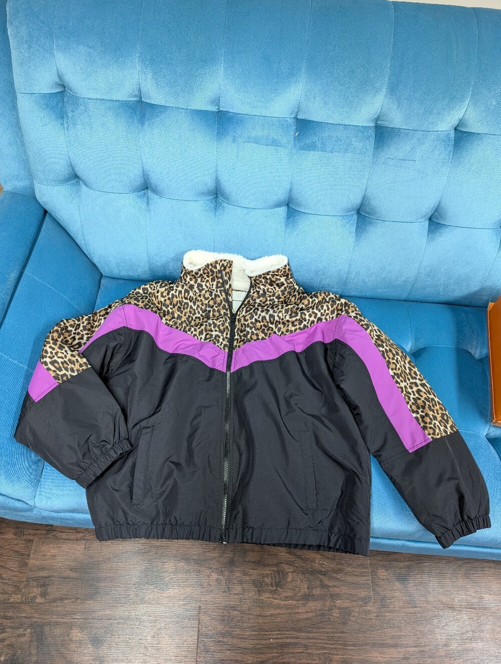 New with Tags American Eagle Leopard Print Chevron Windbreaker Jacket